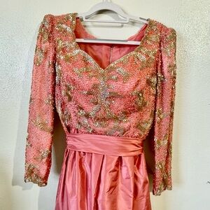 Vintage Victoria Royal Ltd Heavily Beaded Mauve Evening Dress Sz 12 Dramatic